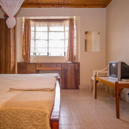 Hotel Genevieve Nakuru Ngoại thất bức ảnh
